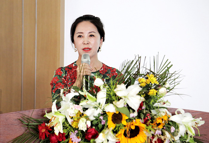 腾博官网诚信为本木业集团总经理